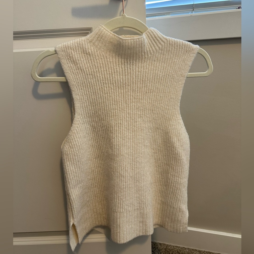 Dynamite Mock Neck Sweater Tank | White